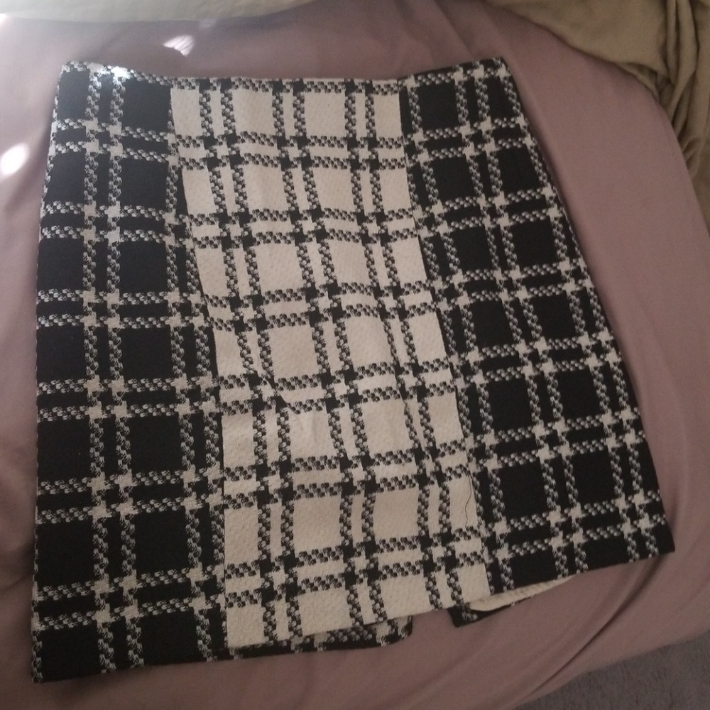 Skirt (has matching blazer)